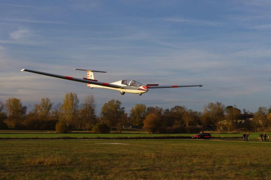 ffvp planeur Association Vélivole et Aéronautique Toulousaine – AVAT 6