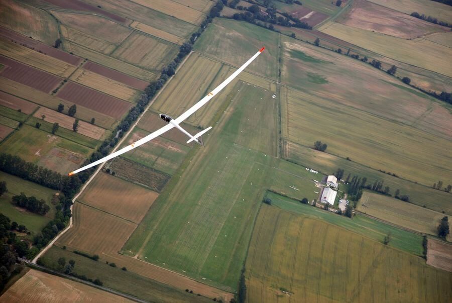ffvp planeur Association Vélivole et Aéronautique Toulousaine – AVAT 3