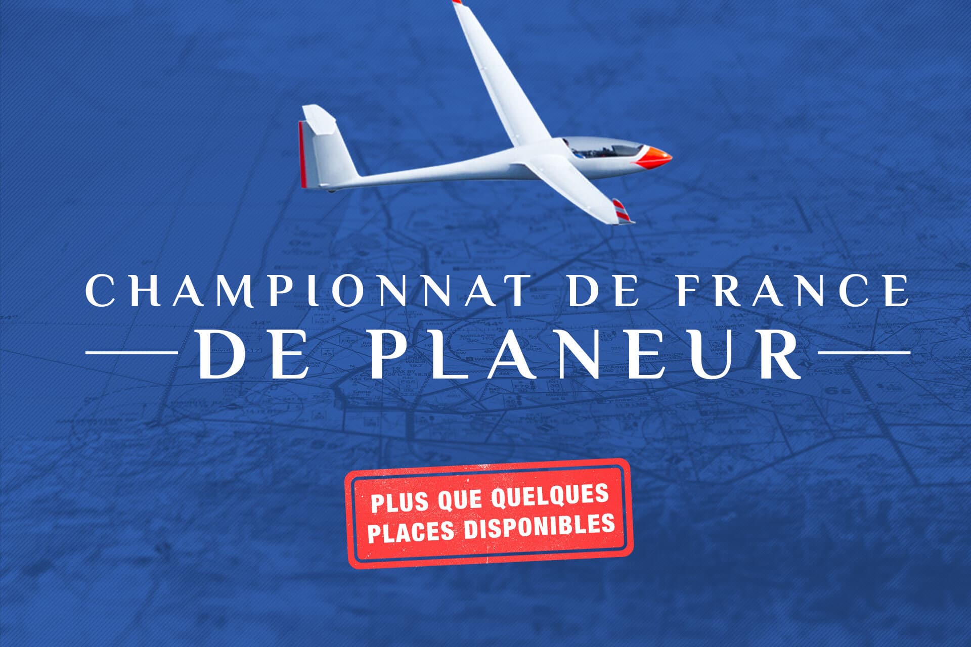 Participe aux championnats de France de vol en planeur.